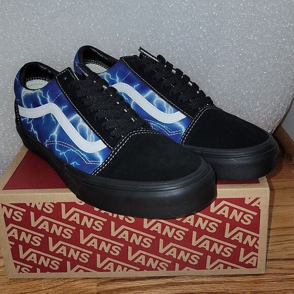 New Vans Old Skool Lightning Bolt Galaxy Shoes Rare Size M 9 W 10.5 - Picture 3 of 11